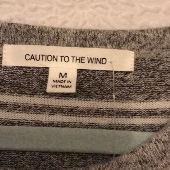 Caution To The Wind Pullover Sweater NWOT - Picture 6 of 7